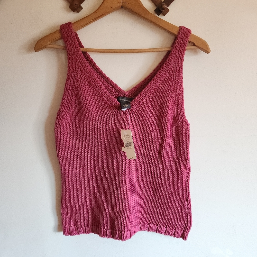 NWT Banana Republic Pink Knit V-Neck Sweater Tank Heavy Cotton Medium